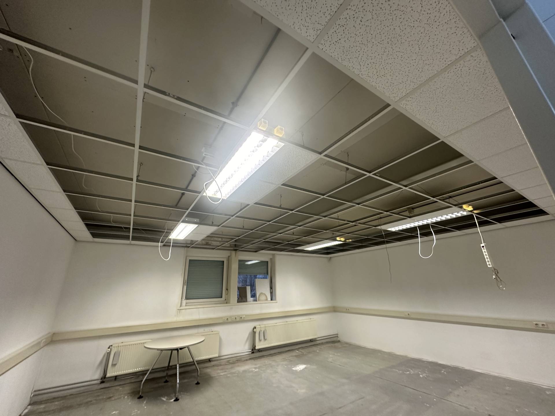 Verlaagd plafond kantoor